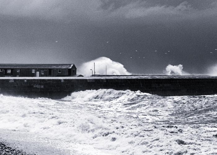 Overtopping at the Cobb Lyme Regis